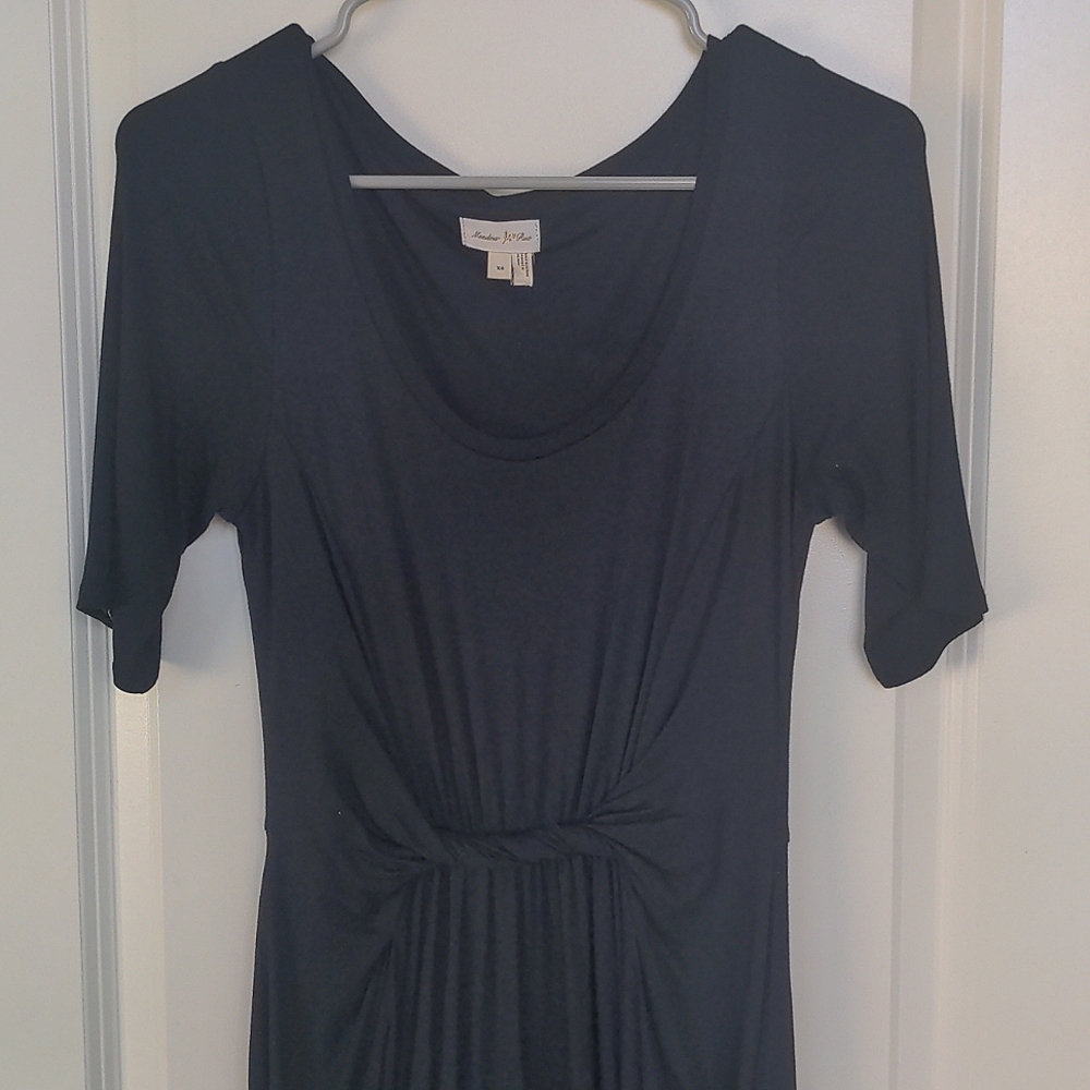 Navy blue short sleeve scoop neck dress